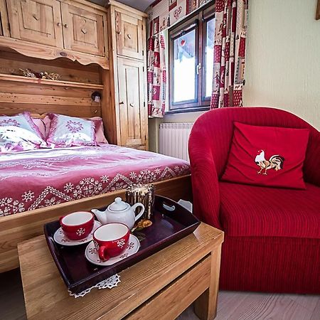 Le Thovex Bed & Breakfast La Thuile Exterior photo