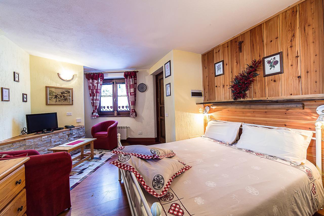 Le Thovex Bed & Breakfast La Thuile Exterior photo