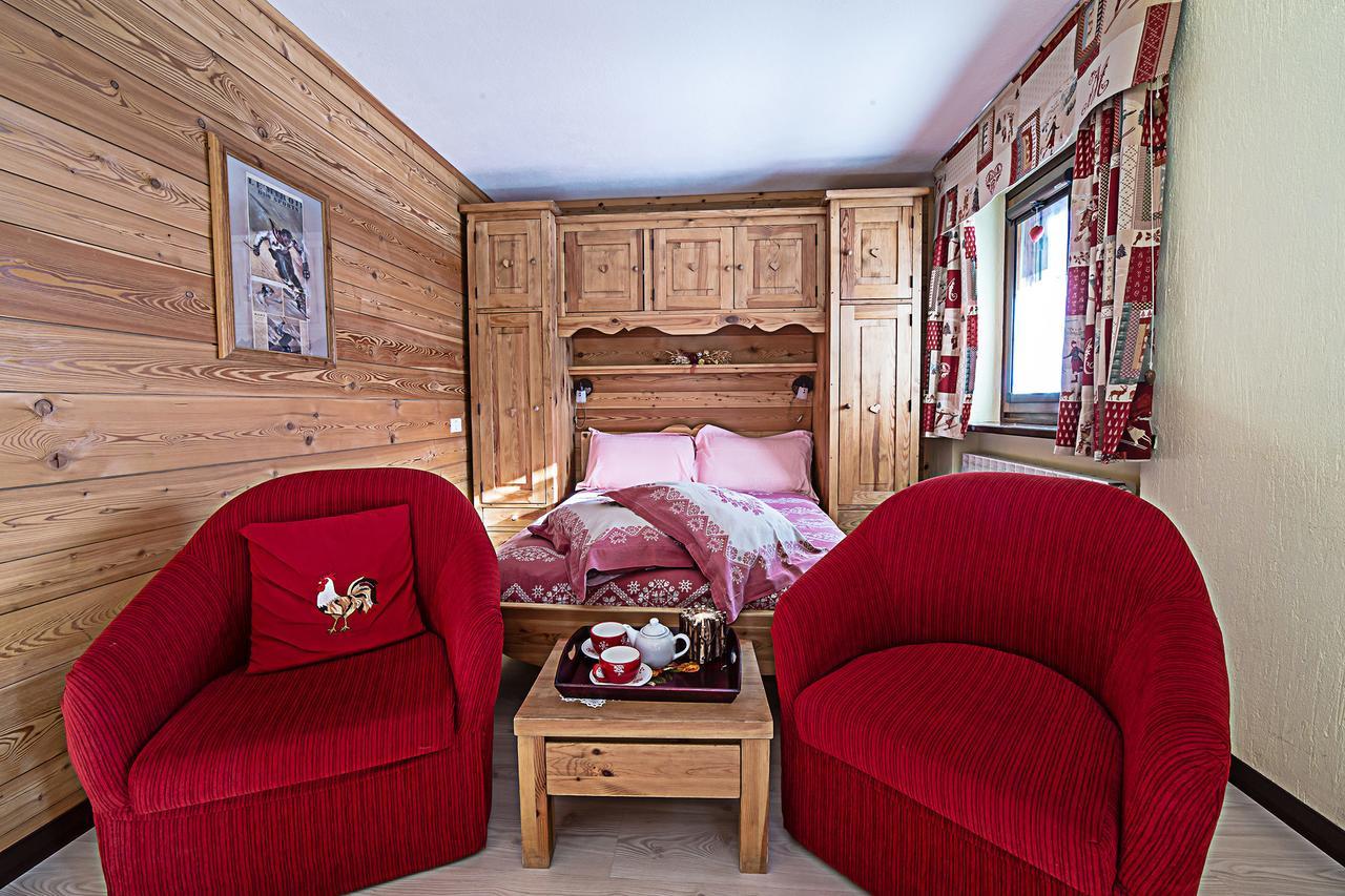 Le Thovex Bed & Breakfast La Thuile Exterior photo