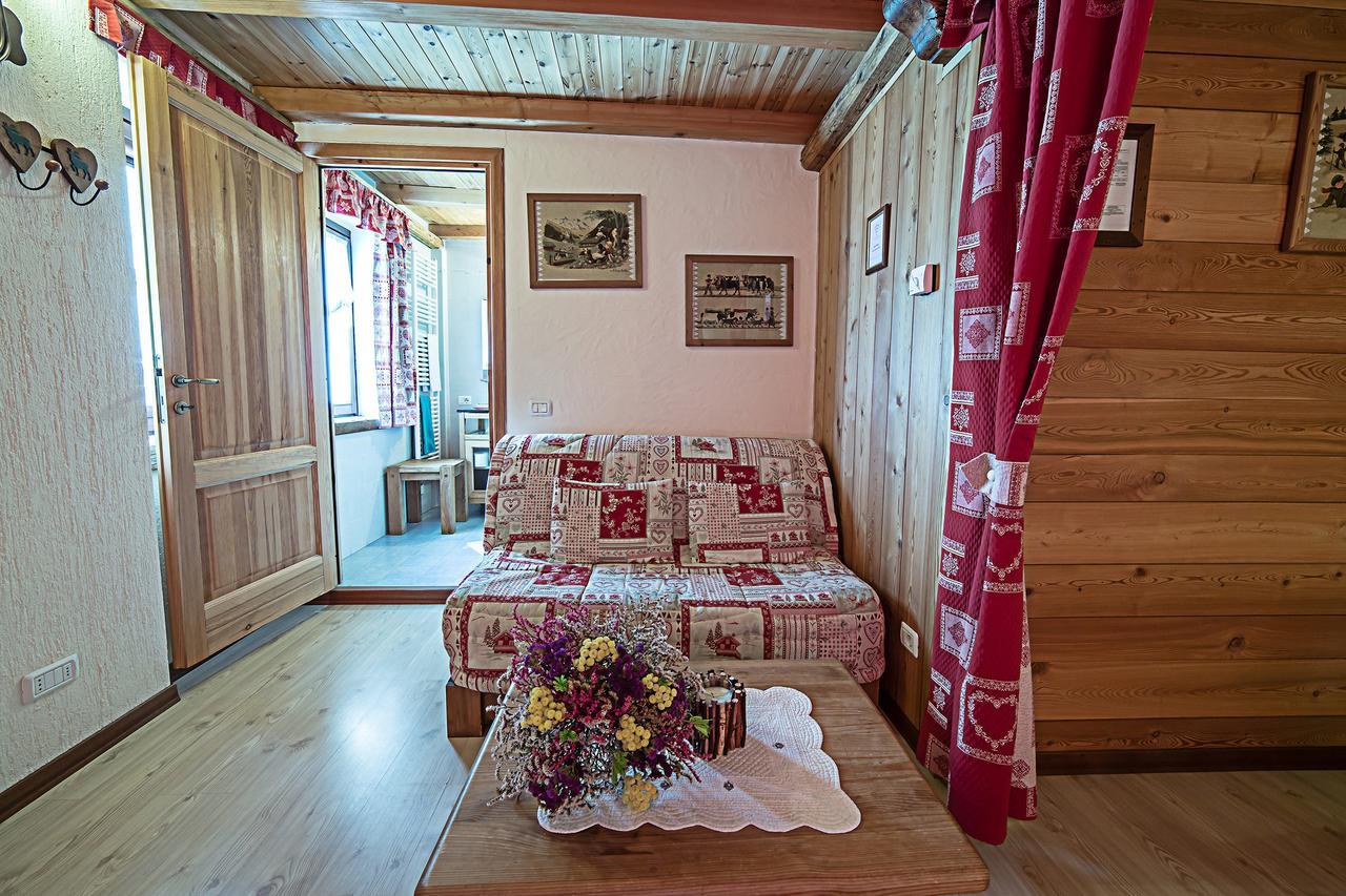 Le Thovex Bed & Breakfast La Thuile Exterior photo