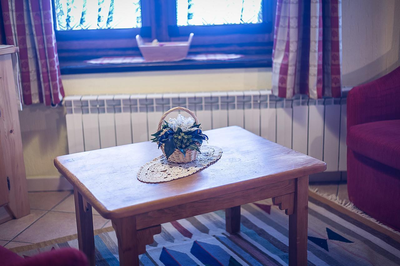 Le Thovex Bed & Breakfast La Thuile Exterior photo